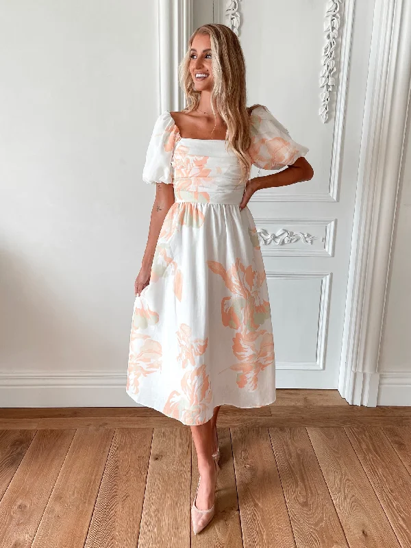 Sleeveless Women Dress in Bright Colors for Summer Parties Sleeveless Women Dress in Bright Colors for Summer Parties Pamelina Dress - White Floral Sleeveless Women Dress in Bright Colors for Summer Parties Sleeveless Women Dress in Bright Colors for Summer Parties Pamelina Dress - White Floral