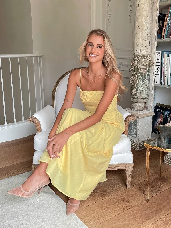Maxi Women Dress with Floral Print for a Bohemian Vibe Maxi Women Dress with Floral Print for a Bohemian Vibe Rozetta Dress - Yellow Maxi Women Dress with Floral Print for a Bohemian Vibe Maxi Women Dress with Floral Print for a Bohemian Vibe Rozetta Dress - Yellow