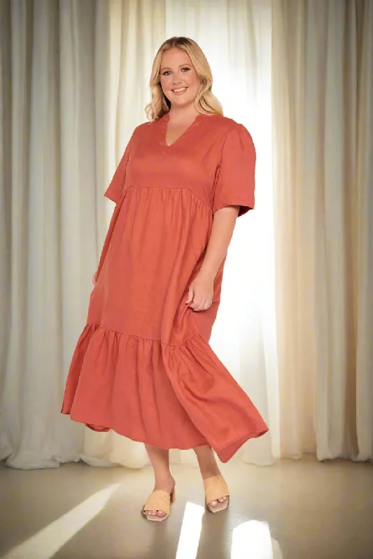 Pleated Women Dress with a Timeless and Elegant Texture Pleated Women Dress with a Timeless and Elegant Texture Sabre Linen V-Neck Dress in Desert Rose Pleated Women Dress with a Timeless and Elegant Texture Pleated Women Dress with a Timeless and Elegant Texture Sabre Linen V-Neck Dress in Desert Rose