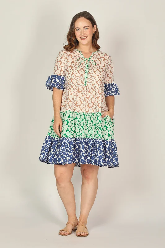 Strapless Women Dress with a Built - in Bra for Comfort and Support Strapless Women Dress with a Built - in Bra for Comfort and Support Scout Tiered Dress in Osaka Strapless Women Dress with a Built - in Bra for Comfort and Support Strapless Women Dress with a Built - in Bra for Comfort and Support Scout Tiered Dress in Osaka