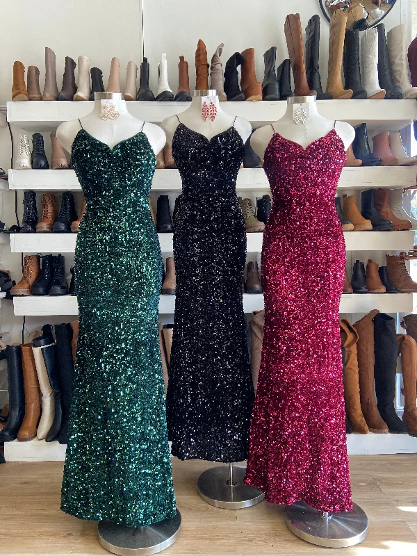 Little Black Women Dress with Sequins for a Glamorous Night Out Little Black Women Dress with Sequins for a Glamorous Night Out Sequin Formal Dress Little Black Women Dress with Sequins for a Glamorous Night Out Little Black Women Dress with Sequins for a Glamorous Night Out Sequin Formal Dress
