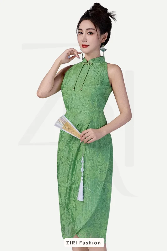 GREEN