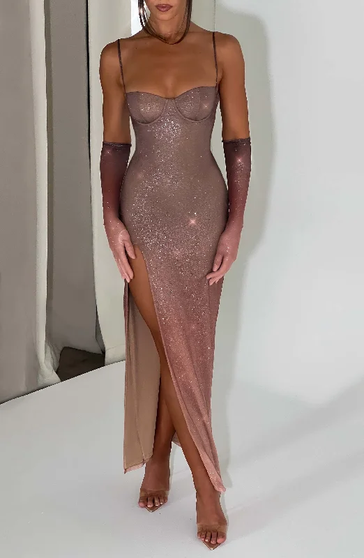 Mini Women Dress with a Short Hem for a Young and Trendy Style Mini Women Dress with a Short Hem for a Young and Trendy Style Trixie Maxi Dress - Sparkle Ombre Print