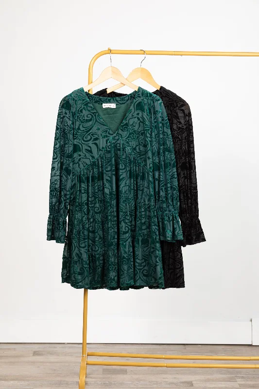 Ruffled Women Dress with Multiple Layers for a Playful and Girly Style Ruffled Women Dress with Multiple Layers for a Playful and Girly Style V-Neck Jacquared Velvet Long Sleeve Dress Ruffled Women Dress with Multiple Layers for a Playful and Girly Style Ruffled Women Dress with Multiple Layers for a Playful and Girly Style V-Neck Jacquared Velvet Long Sleeve Dress