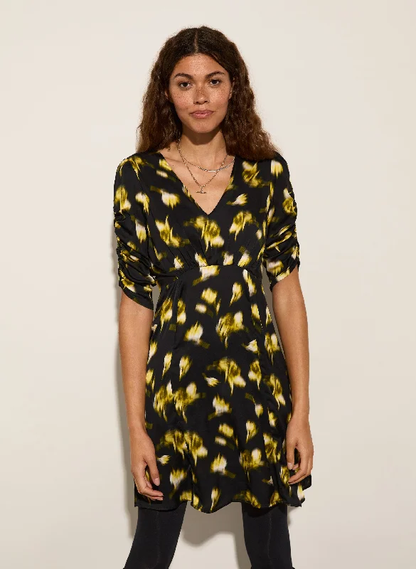 Strapless Women Dress with a Built - in Bra for Comfort and Support Strapless Women Dress with a Built - in Bra for Comfort and Support Winnie Dress Strapless Women Dress with a Built - in Bra for Comfort and Support Strapless Women Dress with a Built - in Bra for Comfort and Support Winnie Dress